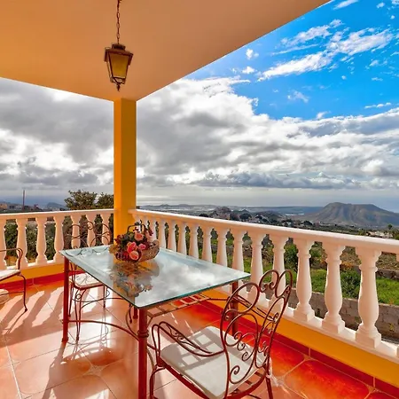 Beautiful Arianny House With Pool Arona