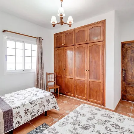 Beautiful Arianny House With Pool Apartman